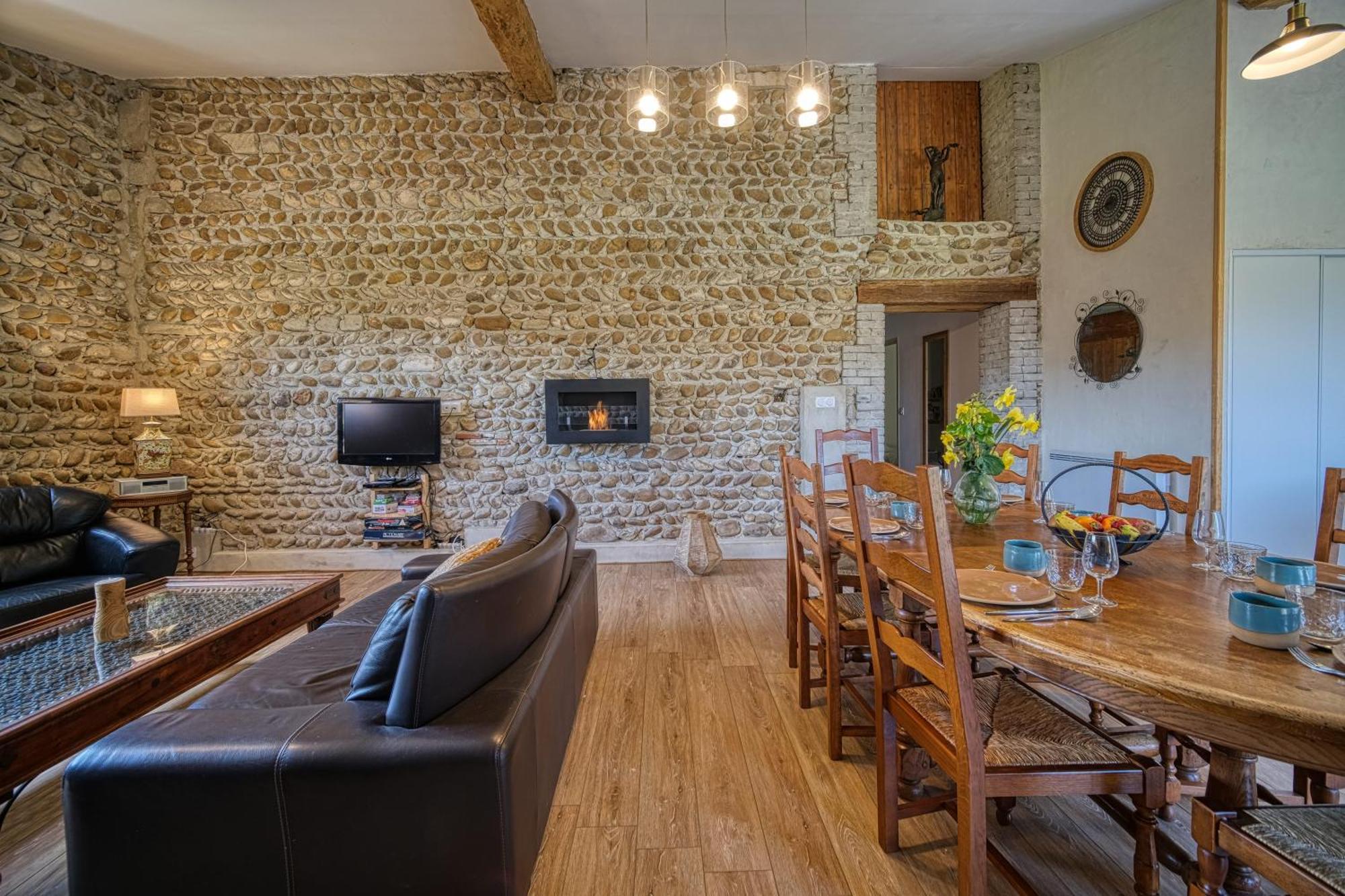 Maison Michonieres - Gite 3 Etoiles - 8 Personnes Miribel  Екстериор снимка